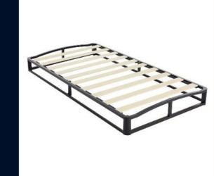 Metal Platform Bed Frame with Wood Slat Support, Twin ( New In Box)