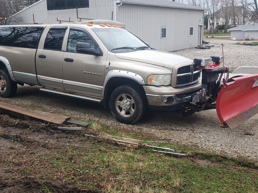 2003 Dodge Cummins 4x4. With Plow