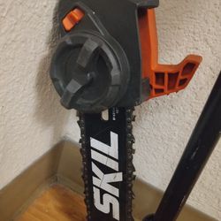 Skill Pole 10" Chain Saw ,No Battery And Charger 