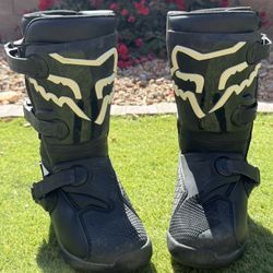 Fox riding boots kids size 1