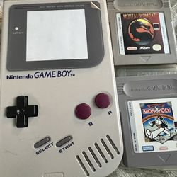 Nintendo Game Boy in Gray