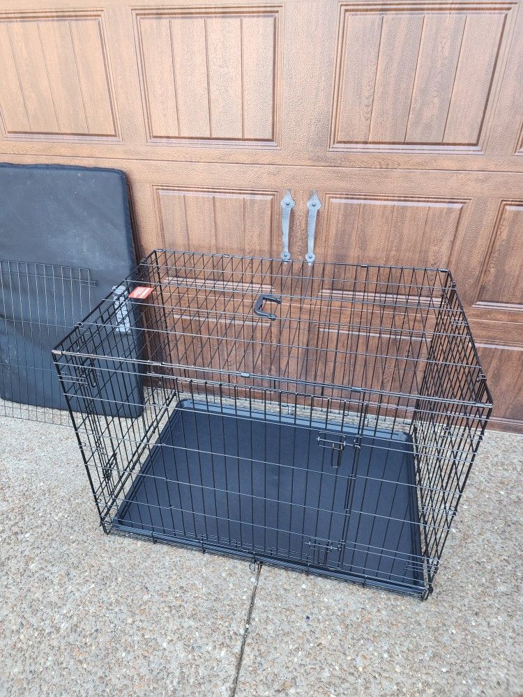 *** EXTRA LARGE DOG CRATE ***