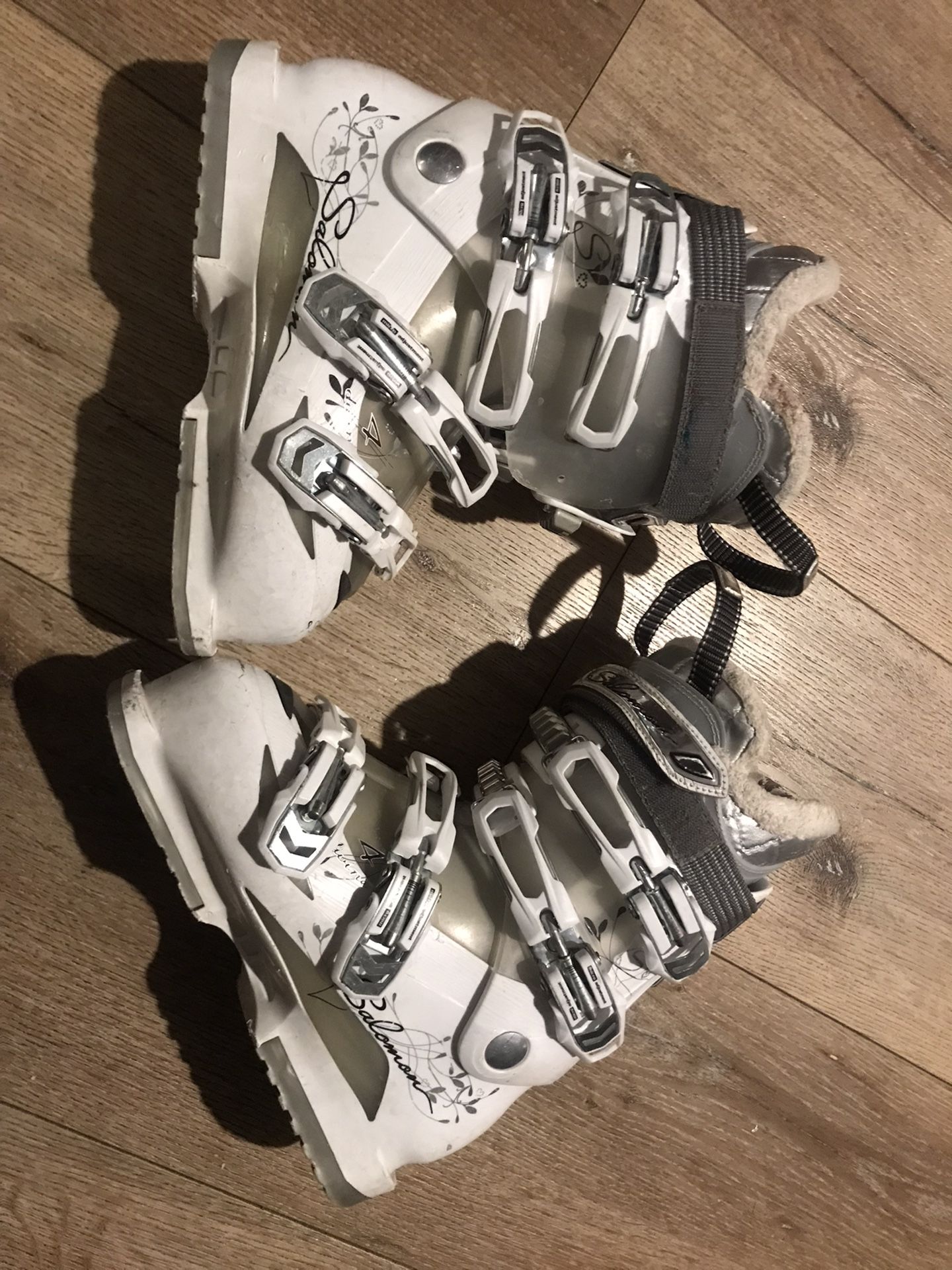 Salomon Ski Boots Women, Youth 230-235 mm