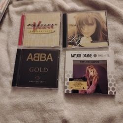 4 CDs 
