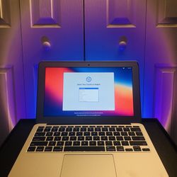 Apple MacBook Air 2013 Intel core i5 11”