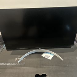LG 27 IN 60 HZ 4K UHD IPS LED MONITOR