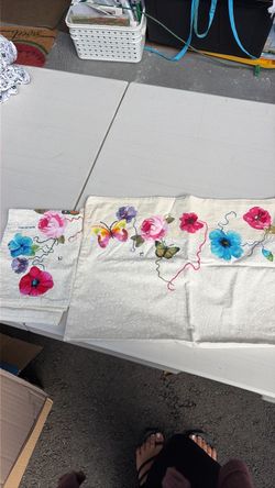 2 pillowcases