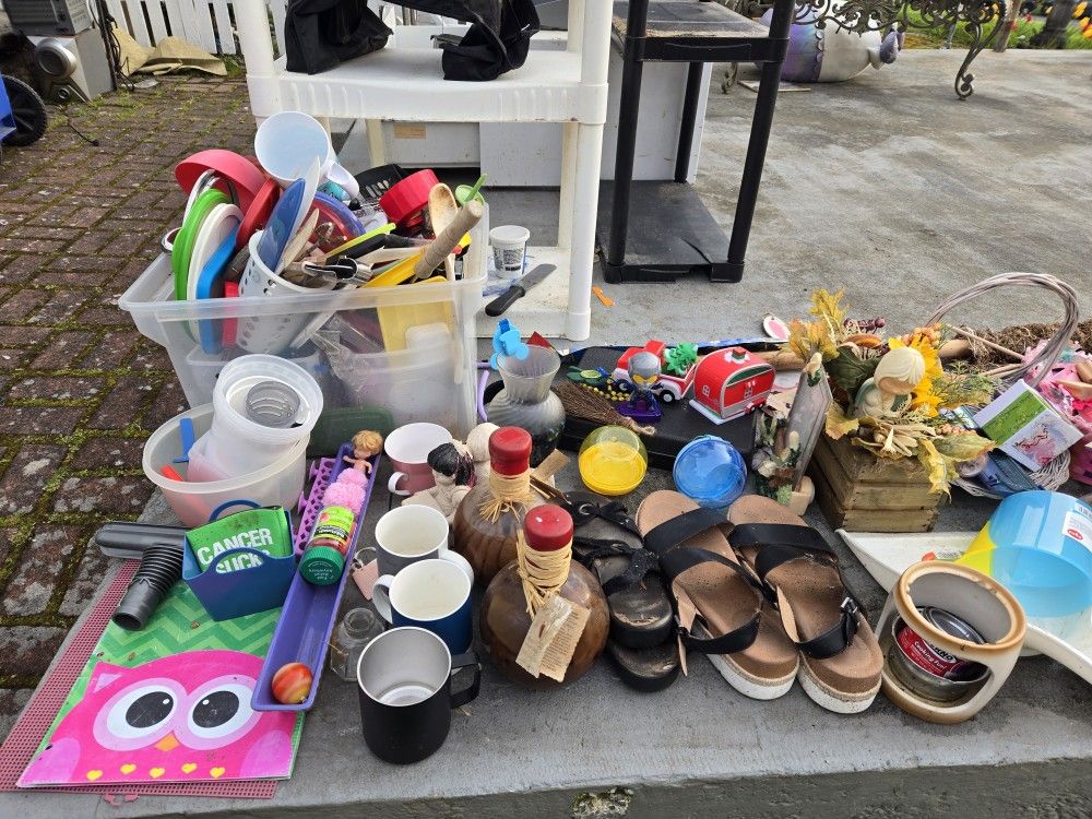 Free 302 N J ST BACKYARD
