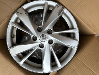 2015 Nissan Altima rims