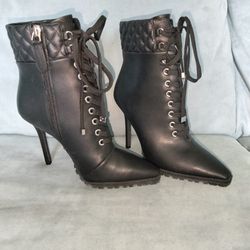 Size 6 JLo Heeled Boots 