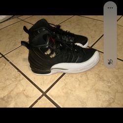 Jordan Playoffs 12s Size 7