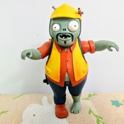 Plants Vs Zombies Engineer Figure
