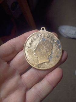 Very old Caesars Palace medallion