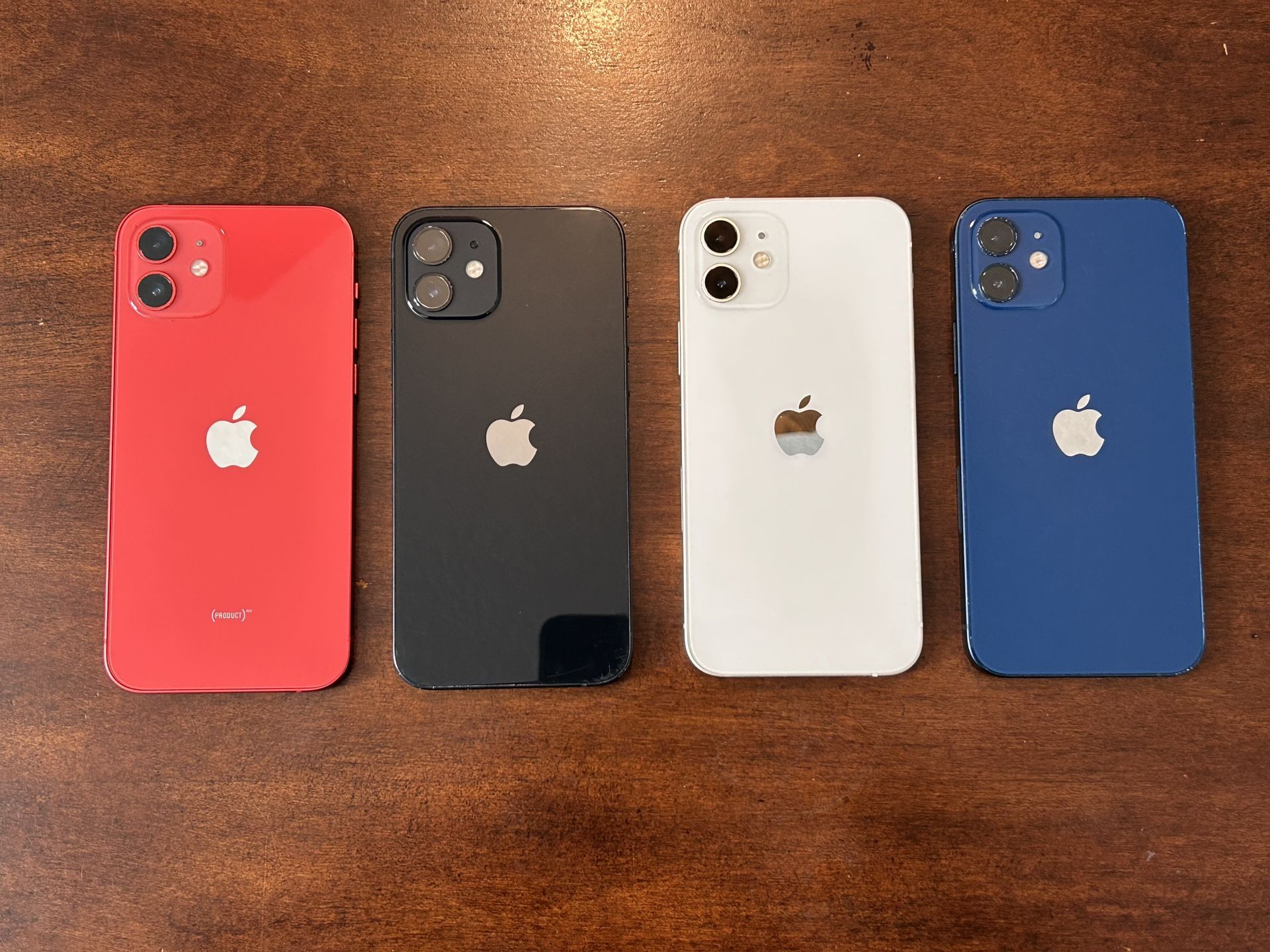 iPhone 12 ~ Unlocked ~ 64gb