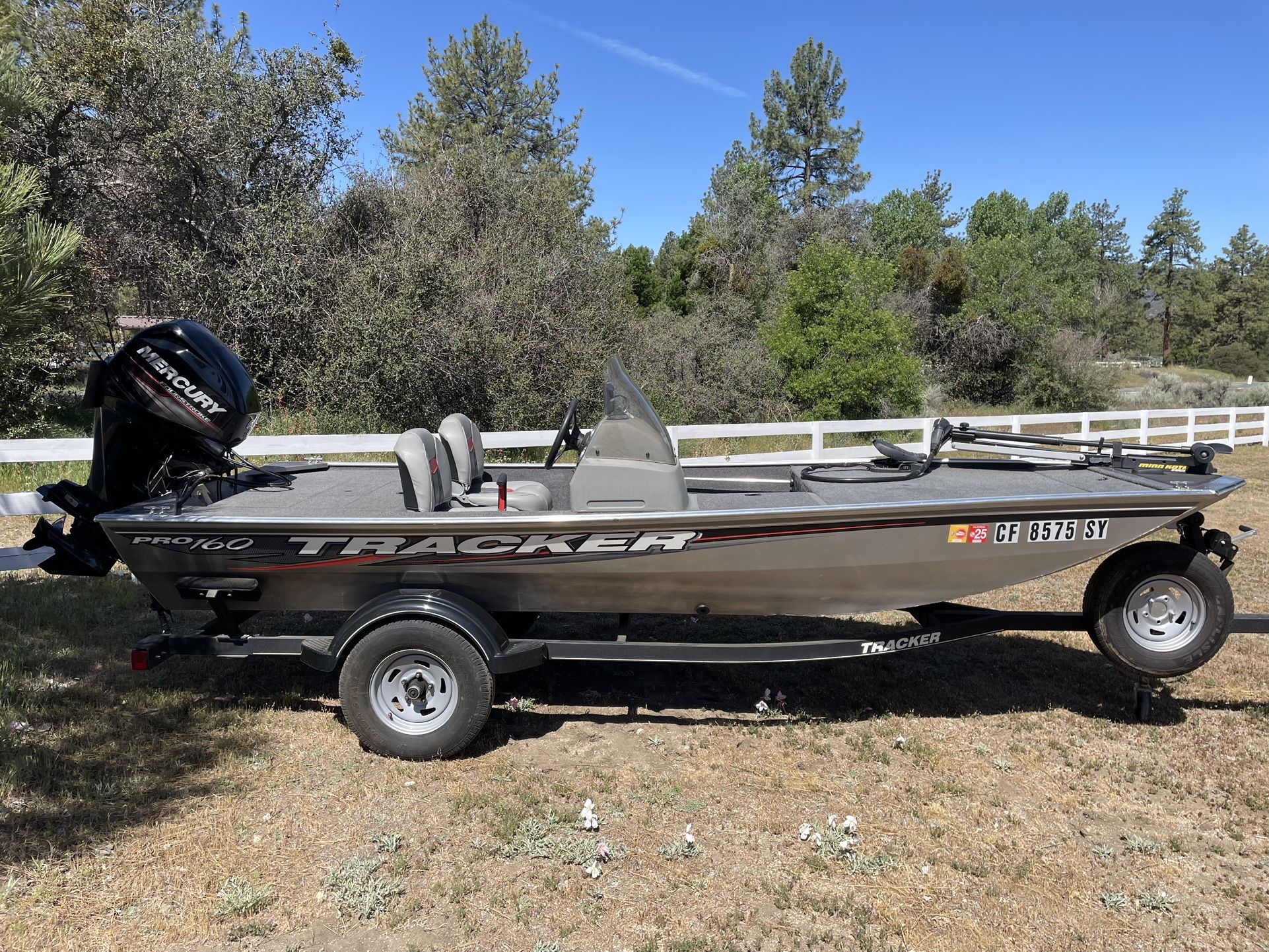 2017 Pro 160 Bass Tracker