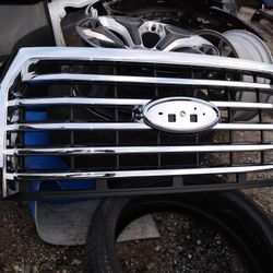 2015 To 2017 Ford F-150 Chrome Front Grill Brand New Part