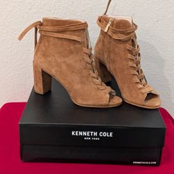Kenneth Cole Women's Brown Genuine Leather Suede High Heel Booties 
Size 7.5M