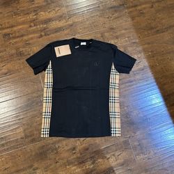 Burberry Checker T-Shirt ( Small Medium ) Available 