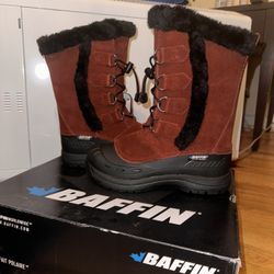Women’s Boots Size 8