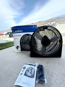 Lasko WindMachine 20" Pivoting Air Circulator Floor Fan (