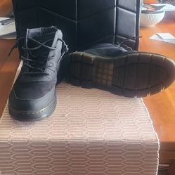 Dr Martins Bonny Tech Utility Boot