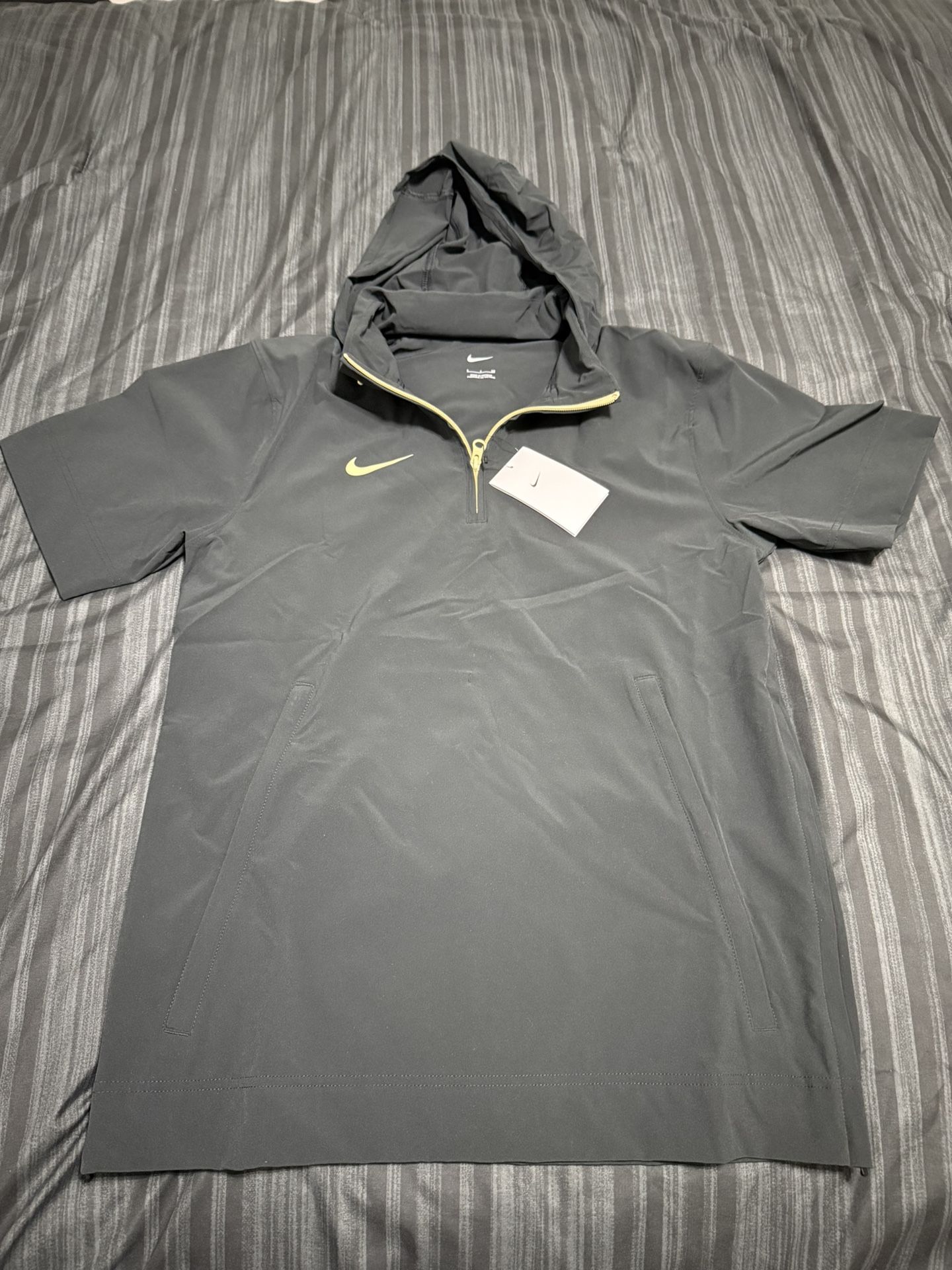 NEW Nike Men's S Short-Sleeve Hooded Woven Coach Ftbll Jacket Black FJ9548-014