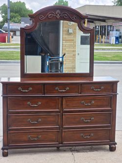 DRESSER WITH MIRROR