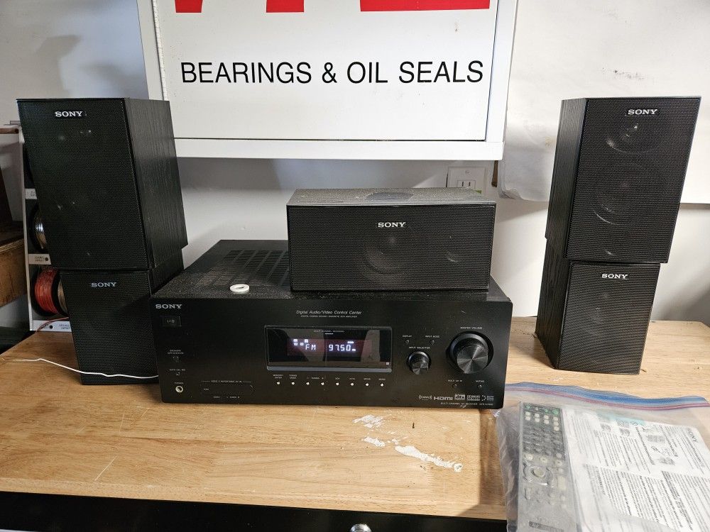 Sony STR-K7000 5 Speaker Surround Sound