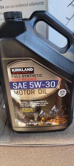 Kirkland Signature Full Synthetic 5W-30 Motor Oil