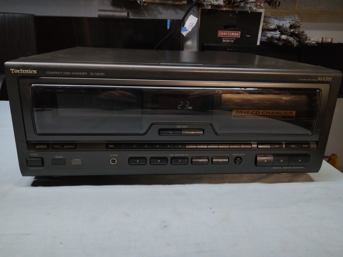 TECHNICS VINTAGE 60 CD PLAYER 