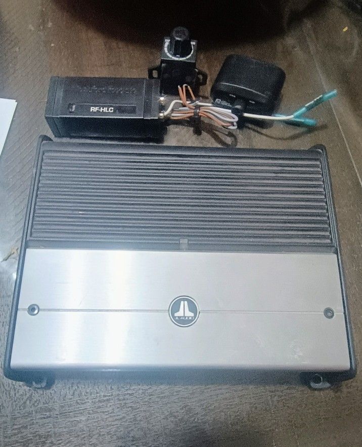 jl audio 600 watt mono amp with bass knob