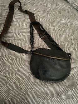Black purse