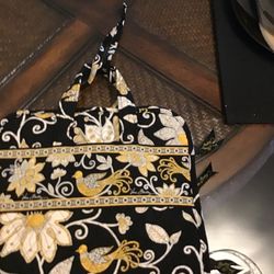 VERA BRADLEY “RETIRED”  YELLOW BIRD HANGING TRAVEL ORGANIZER