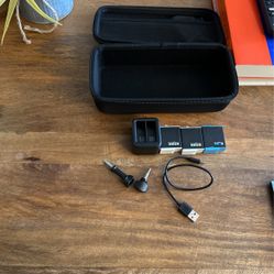 GoPro Battery’s & Charger With Case