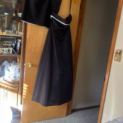 Prom Dress Black/White Size 14 with Shawl 