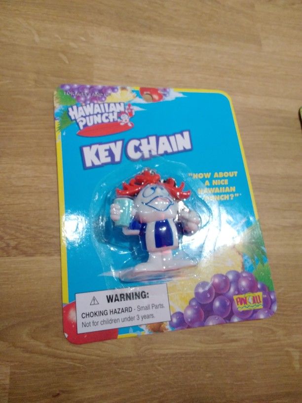 Vintage 1990s Hawaiian Punch Keychain