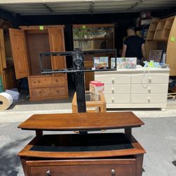 TV Stand 