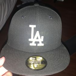 La hat size 7 