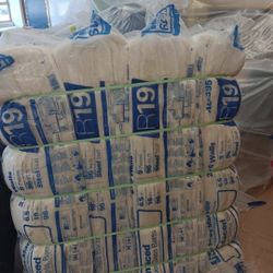 4 Bags R19 Insulation 