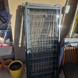 Dog Kennel 25 Dollars 