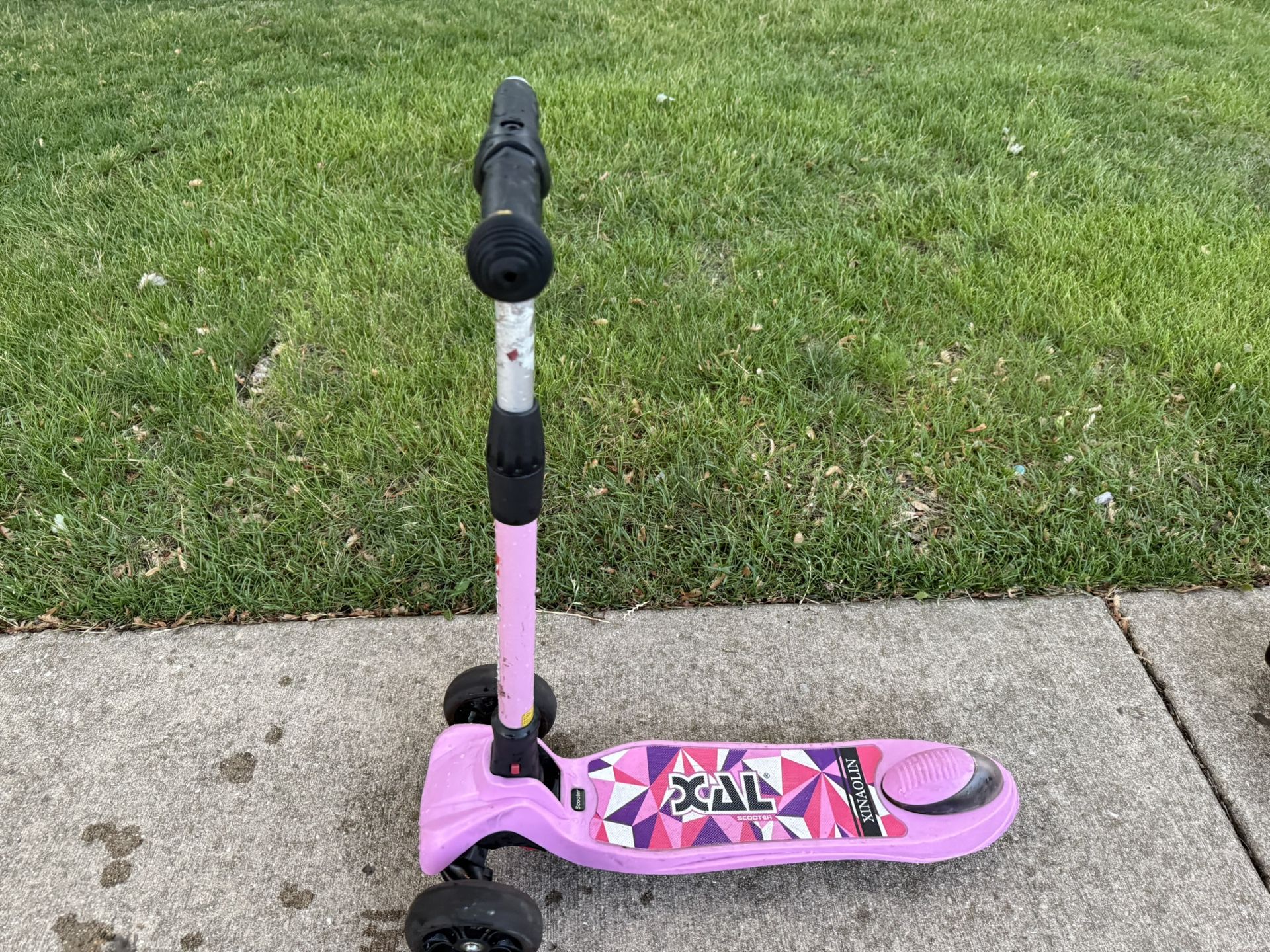 Kids Scooter Collapsible Light Up Wheels Asjustable Height