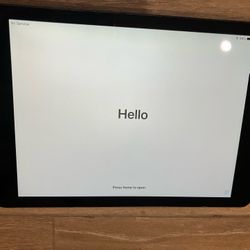 Ipad - Great condition - Wifi + Cellular - Older Model