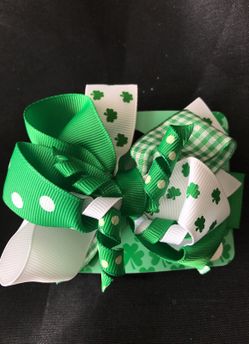 ST PATRICKS DAY HAIR CLIP