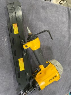 Dewalt DWF83PL framing 21 degree  round head Pneumatic nailer