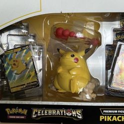 Pikachu Vmax Celebrations Box