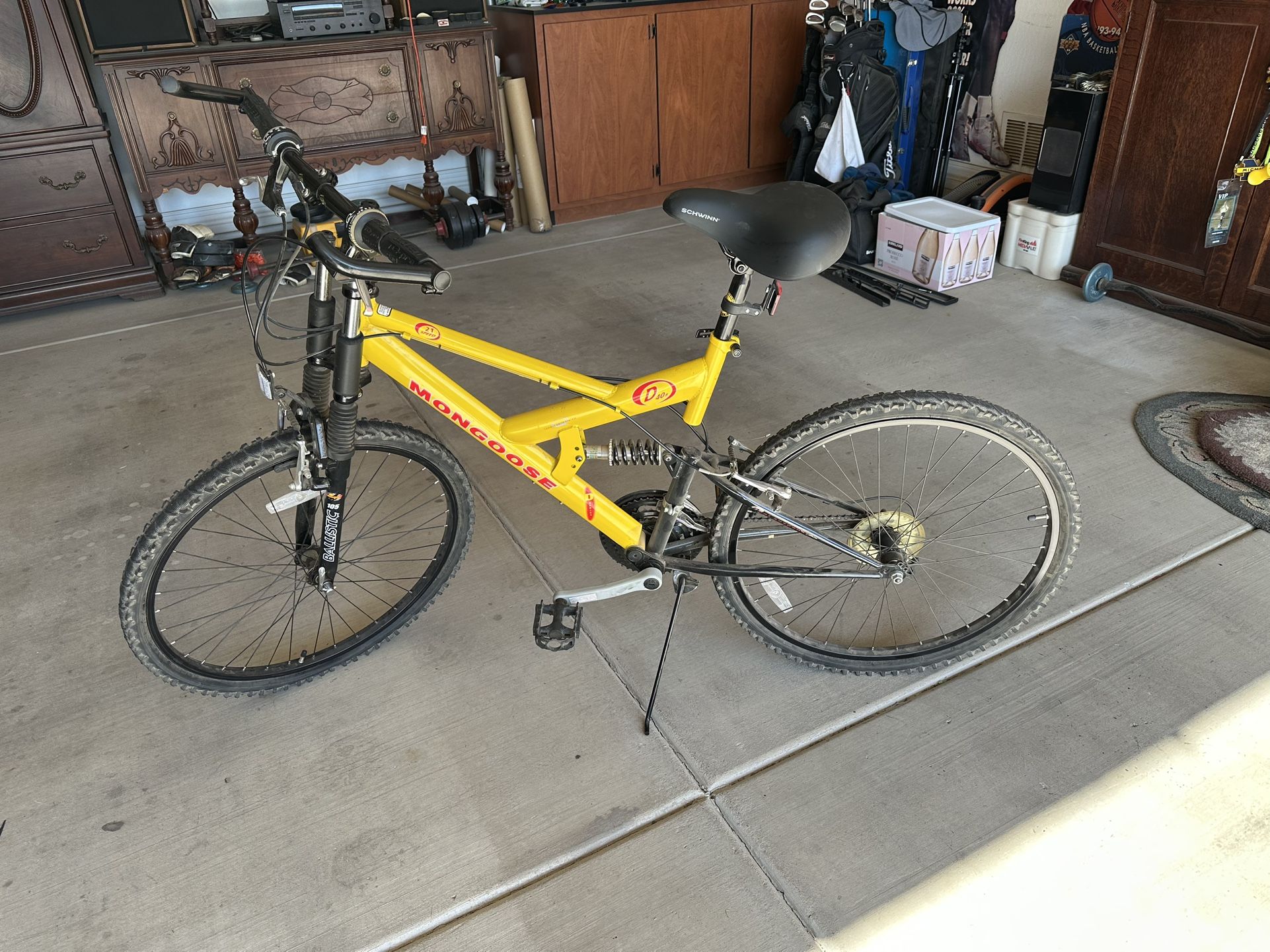 21 Speed Mongoose Mountain Bike