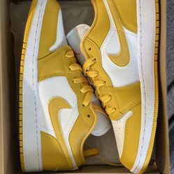 Nike Jordan 1 Low White Pollen (gs)