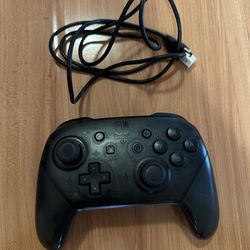 Nintendo Switch Pro Controller And Charger 