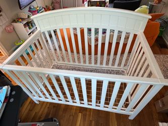 GRACO BABY CRIB