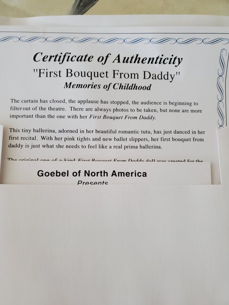 New Porcelain Collector Daddys First Bouquet By Richard Simmons Doll